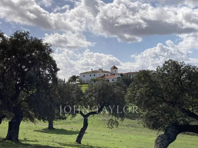 Chalet en venta en Alconchel, Badajoz