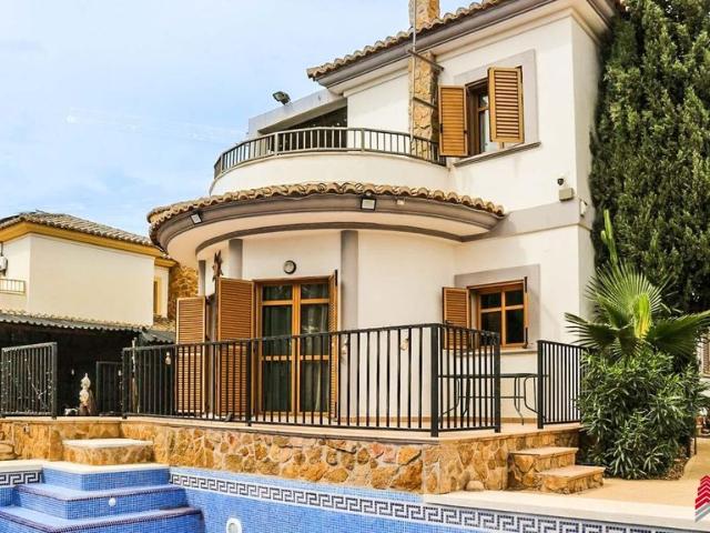 Chalet en venta en la Marina Baixa, Valencia