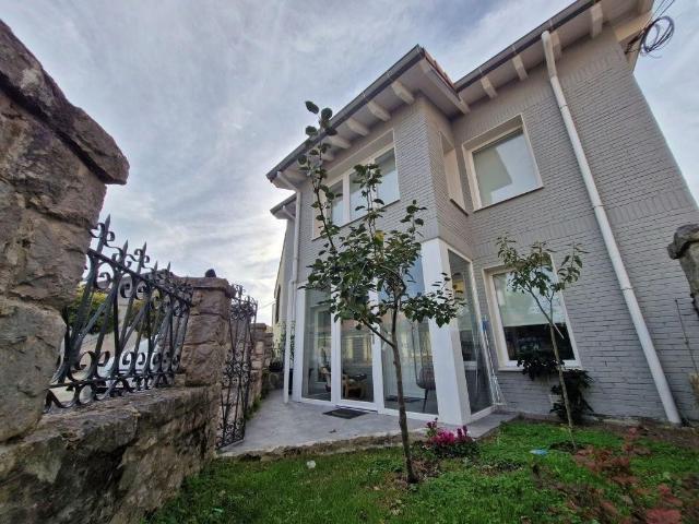 Chalet en venta en Campuzano, Torrelavega