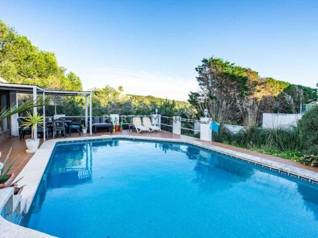 Chalet en venta en Cala Llonga, Menorca