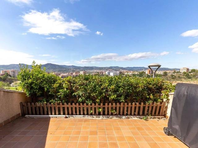 Villa en venta en Sant Feliu De Llobregat