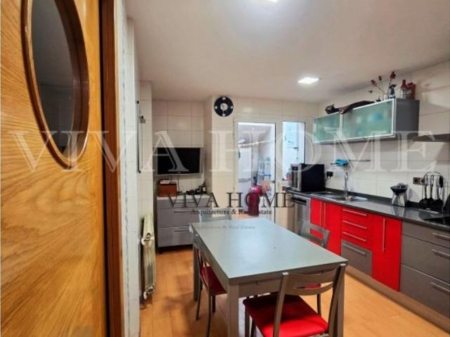 Chalet en venta en Campo Real, Madrid