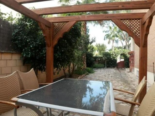 Chalet en alquiler en Benimagrell, l'Alacantí