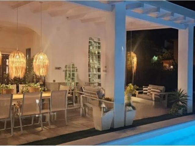 Chalet en venta en Costa Esuri, Costa Occidental