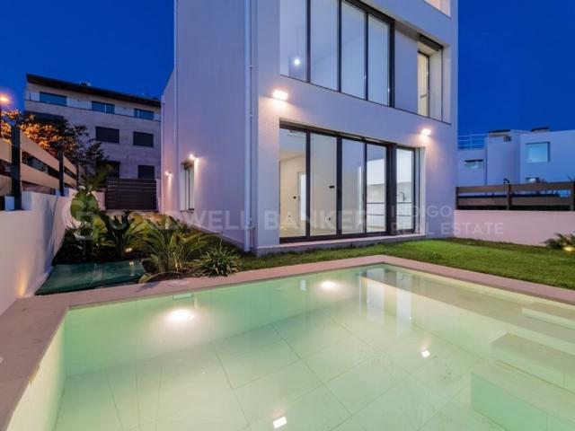 Chalet en venta en Navia, Vigo