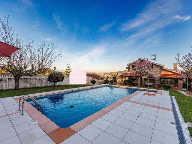 Chalet en venta en Areas, O Baixo Miño