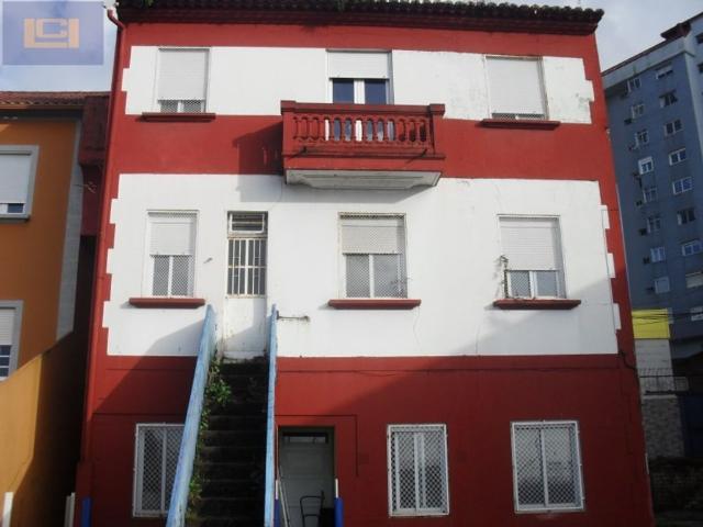 Chalet en venta en Teis, Vigo
