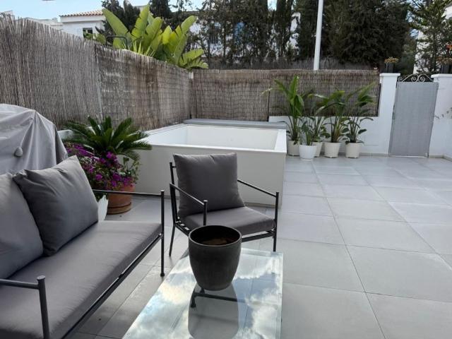Villa en alquiler en Calvià, Portals Nous
