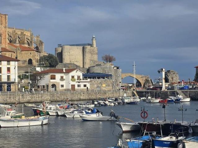 Chalet en venta en Casco Histórico, Castro-urdiales