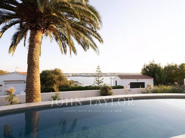 Chalet en venta en Cala Llonga, Menorca