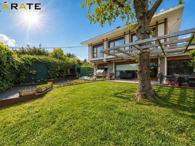 Chalet en venta en Zabaloetxe, Loiu