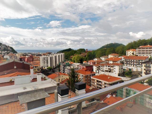 Chalet en venta en Mendebaldea, Donostia-san Sebastián