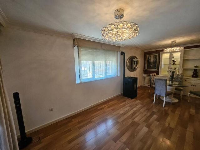 Chalet en venta en Distrito 3, Albacete
