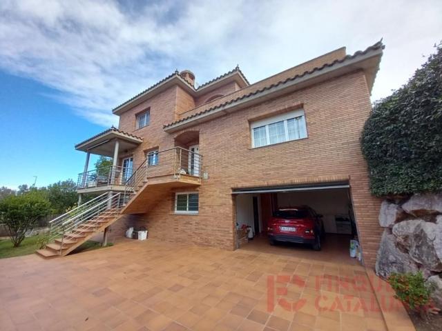 Chalet en venta en Montjuïc, Gironès