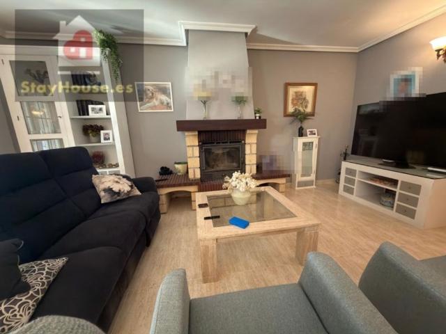 Chalet en venta en Azuqueca De Henares, Castilla-La Mancha