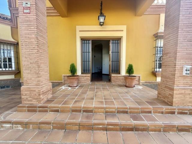 Chalet en venta en Urbanización San Fernando, Mairena Del Alcor