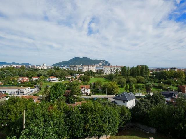 Chalet en venta en La Pesquera, Laredo