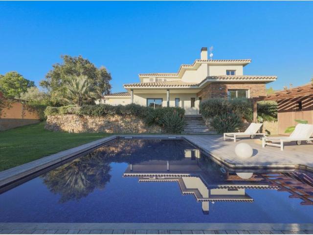 Chalet en venta en Torroella De Montgrí, Girona