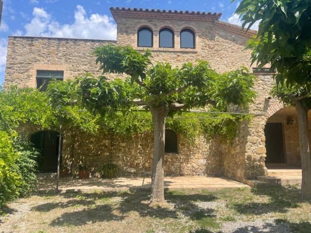 Villa en venta en Garrigoles