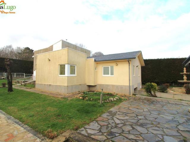 Chalet en venta en Lugo, Galicia