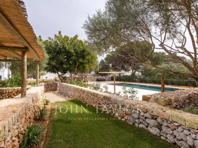 Villa en venta en Es Castell