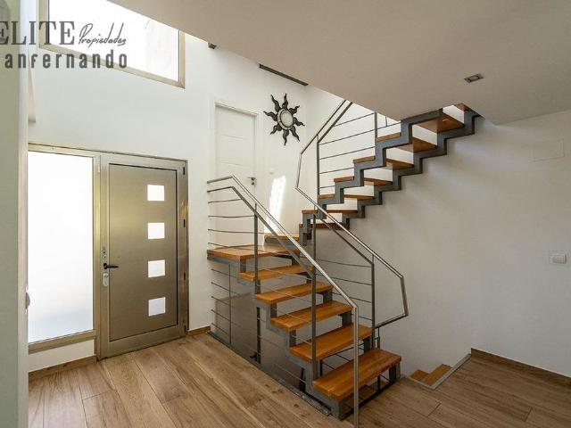 Chalet en venta en Mompía, Santa Cruz De Bezana