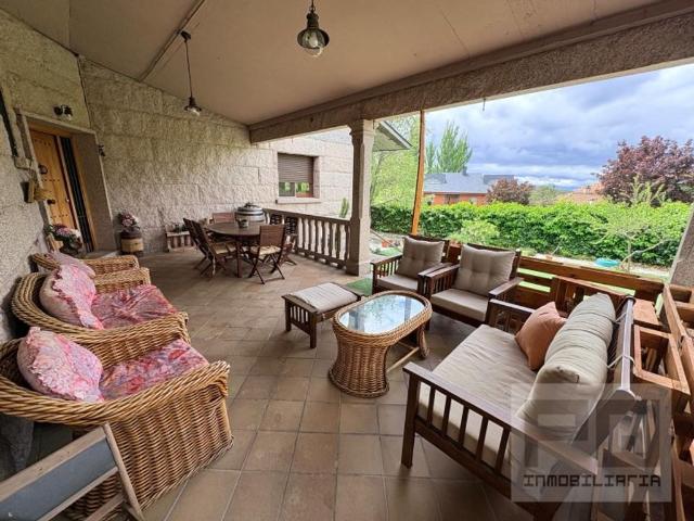 Chalet en venta en Las Navas Del Marqués, Castilla y León