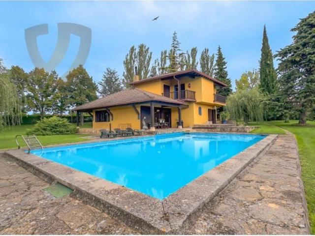 Chalet en venta en Zangozerria, Navarra