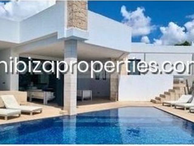 Chalet en venta en Sant Josep de sa Talaia, Eivissa