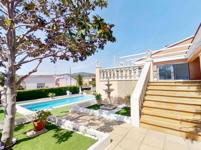 Chalet en alquiler en Viladecans, Baix Llobregat