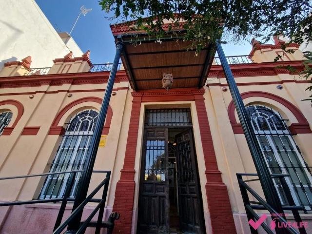 Villa en alquiler en Sevilla, Bellavista