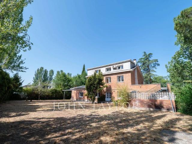 Chalet en venta en Villanueva De La Cañada, Madrid