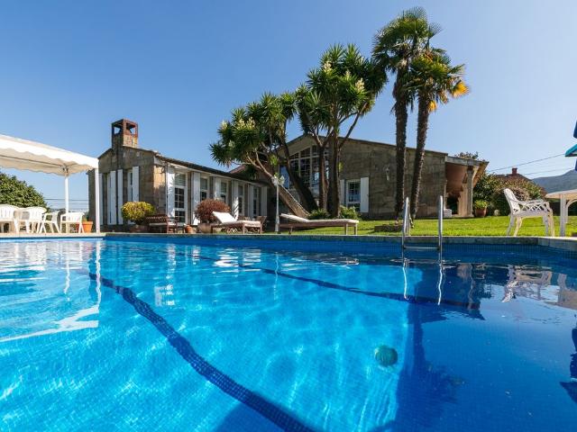 Villa en venta en Baiona, As Fontiñas