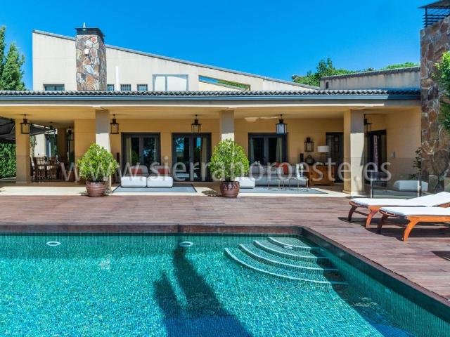 Villa en venta en Torrelodones
