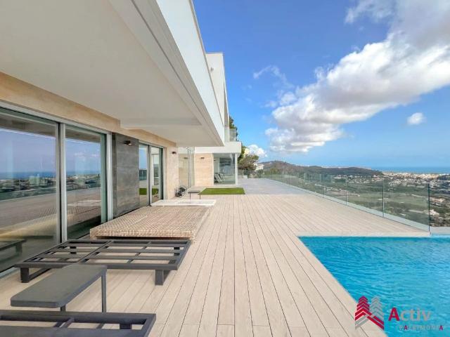 Chalet en venta en Calpe, Valencia