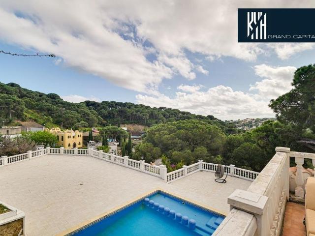 Chalet en venta en Canyelles, la Selva
