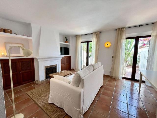 Chalet en venta en Nueva Andalucía, Costa del Sol Occidental