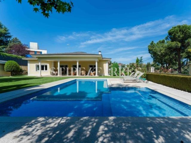 Chalet en venta en Hortaleza, Madrid