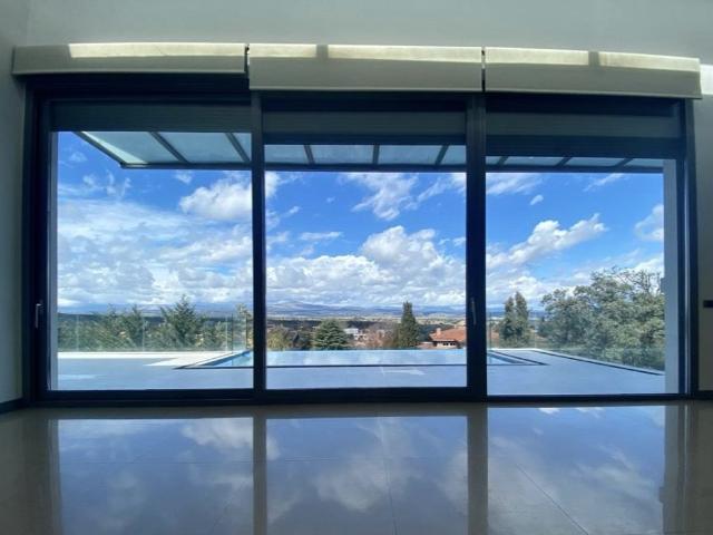 Chalet en alquiler en Ciudalcampo, Madrid