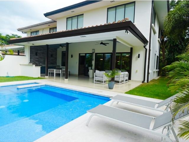 Casa alquiler en Río Hato, Antón