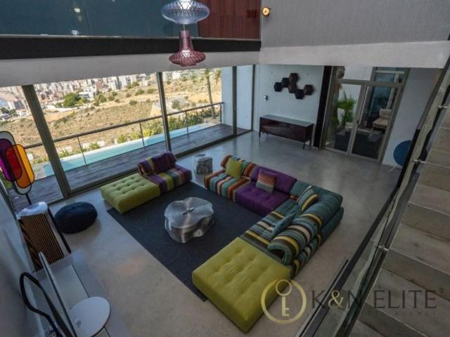 Chalet en venta en la Marina Baixa, Valencia