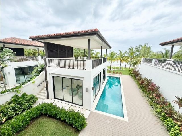 Casa venta en Colón