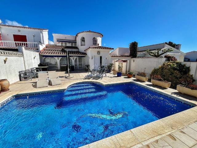 Chalet en venta en Empuriabrava, Alt Empordà
