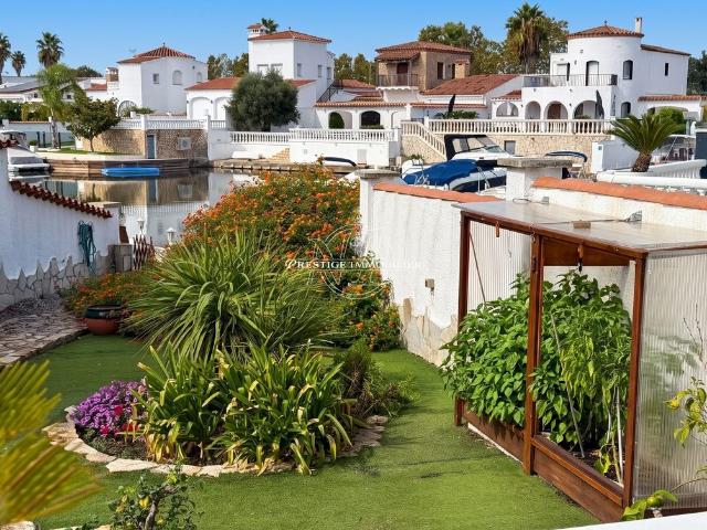 Chalet en venta en Empuriabrava, Castelló d'Empúries