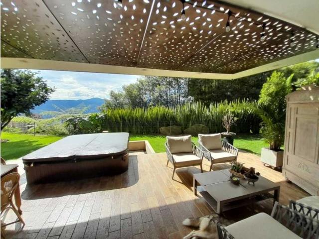 Casa en venta en Medellín, Valle de Aburrá