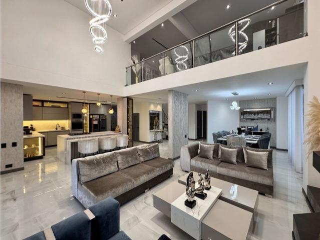 Vivienda de lujo en venta Medellín, Colombia