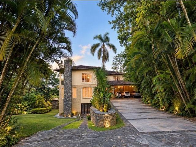 Casa en venta en Nueva Caracas, Caracas