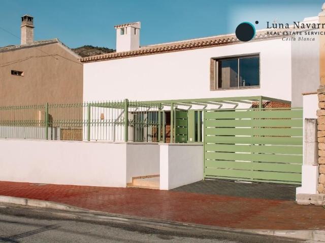 Chalet en venta en la Marina Baixa, Valencia