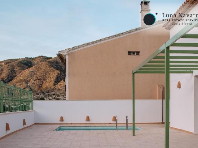 Chalet en venta en la Marina Baixa, Valencia