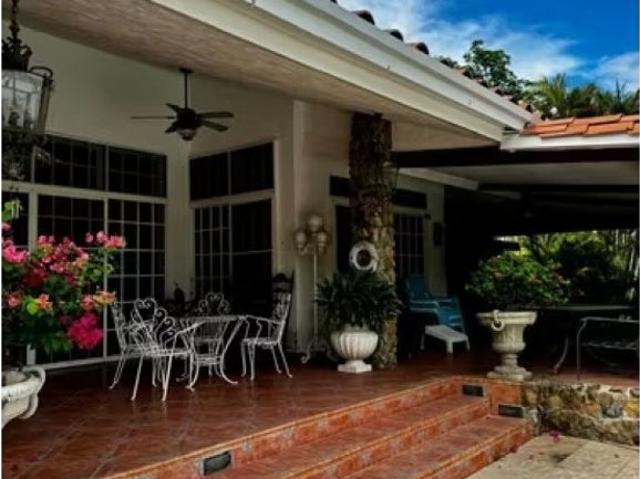 Casa venta en San Carlos